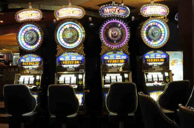 GRANDES PREMIOS EN LAS SALAS DE JUEGOS Y CASINOS DE LA PROVINCIA DE ENTRE RIOS.