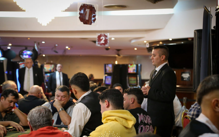 El Torneo de Póker en Casino Victoria reunió a más de 50 jugadores